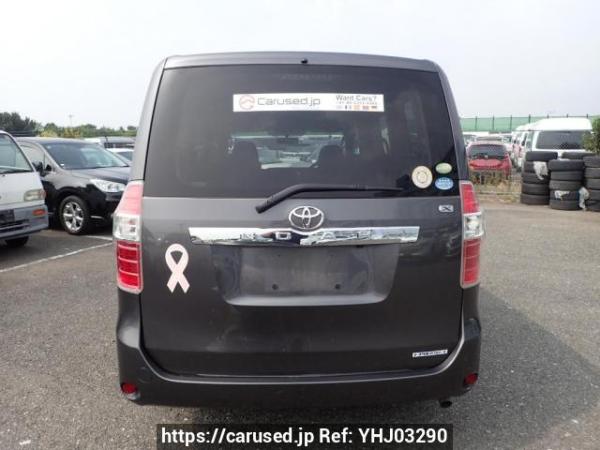Used 2007 AT toyota noah ZRR70G Image[5]