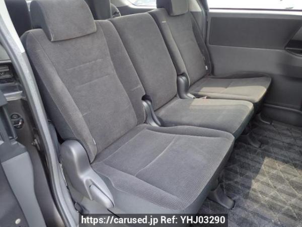 Used 2007 AT toyota noah ZRR70G Image[13]