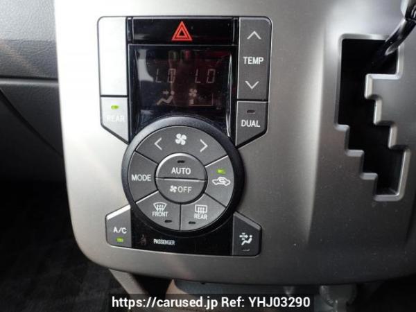 Used 2007 AT toyota noah ZRR70G Image[22]