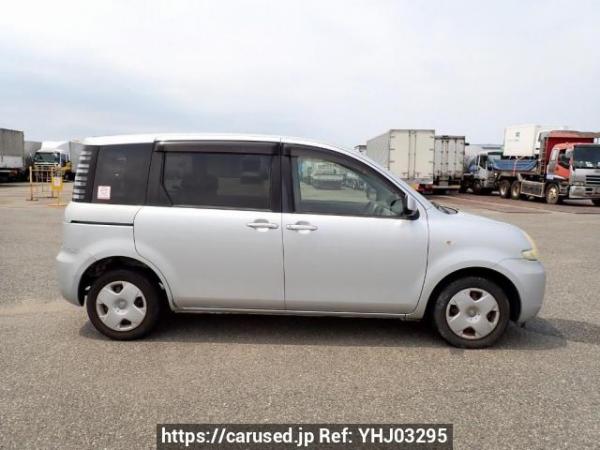 Used 2005 AT toyota sienta NCP81G Image[7]