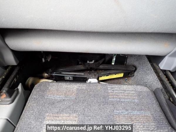 Used 2005 AT toyota sienta NCP81G Image[45]
