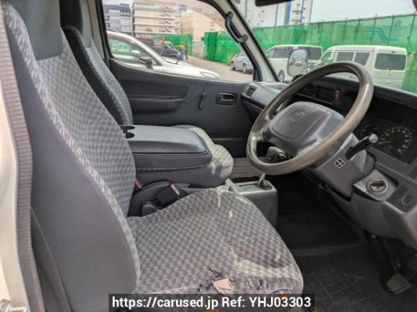 Used 2004 AT toyota regiusace-van TRH102V Image[9]