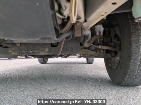 Used 2004 AT toyota regiusace-van TRH102V Image[28]