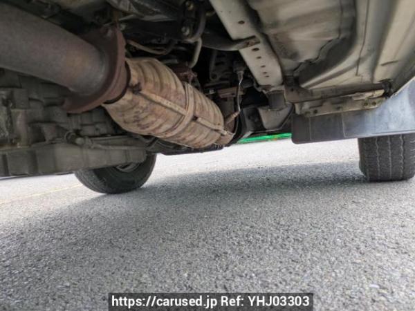 Used 2004 AT toyota regiusace-van TRH102V Image[30]