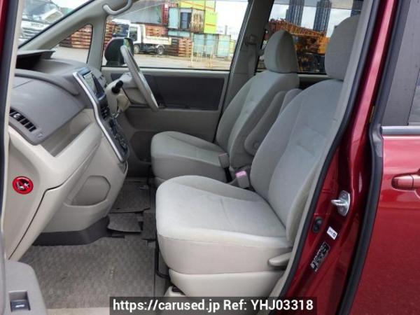 Used 2009 AT toyota noah ZRR70G Image[14]