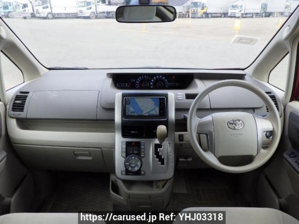 Used 2009 AT toyota noah ZRR70G Image[18]