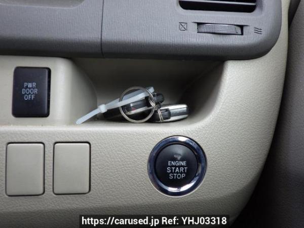 Used 2009 AT toyota noah ZRR70G Image[27]