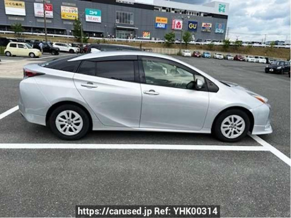 Used 2017 CVT toyota prius DAA-ZVW50 Image[6]