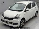 Daihatsu Mira e:S LA300S