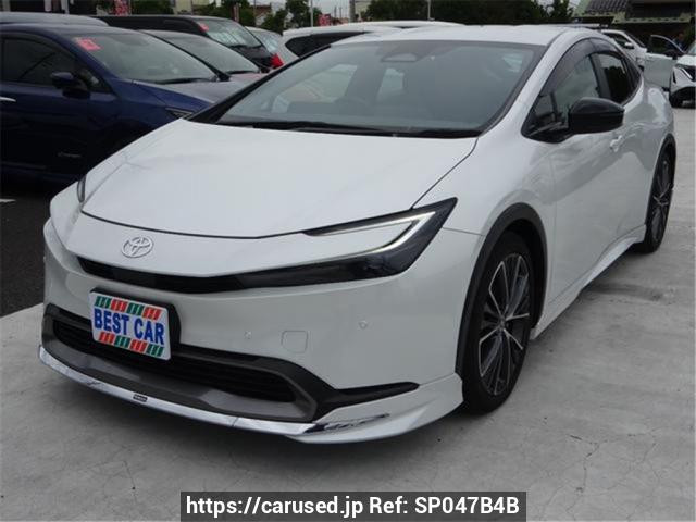 2024 Toyota Prius MXWH60