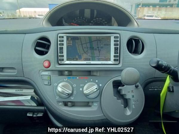 Used 2005 AT toyota sienta NCP81G Image[19]
