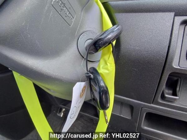 Used 2005 AT toyota sienta NCP81G Image[26]