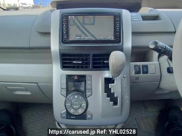 Used 2009 AT toyota noah ZRR70G Image[19]