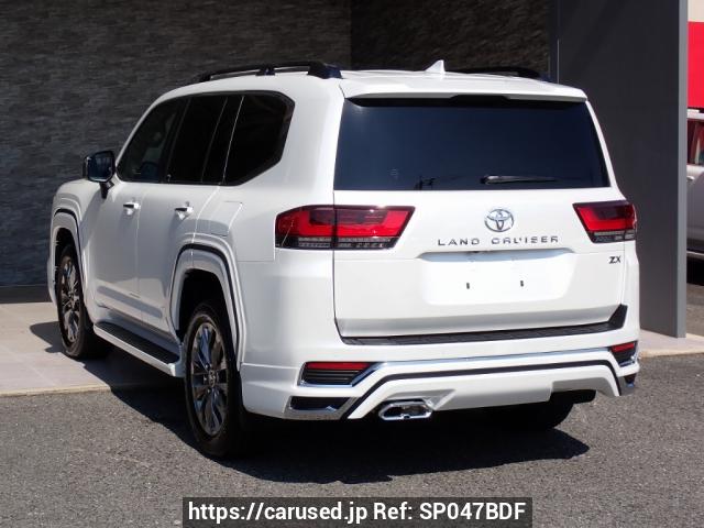 パール様 Buy Used 2024 Toyota Land Cruiser VJA300W (SP047BDF) - Carused.jp