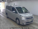 Toyota Voxy ZRR85G