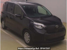 Toyota Sienta MXPC10G