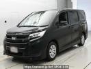 Toyota Noah ZRR80G