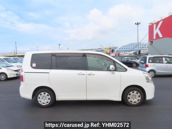 Used 2009 AT toyota noah ZRR70G Image[7]