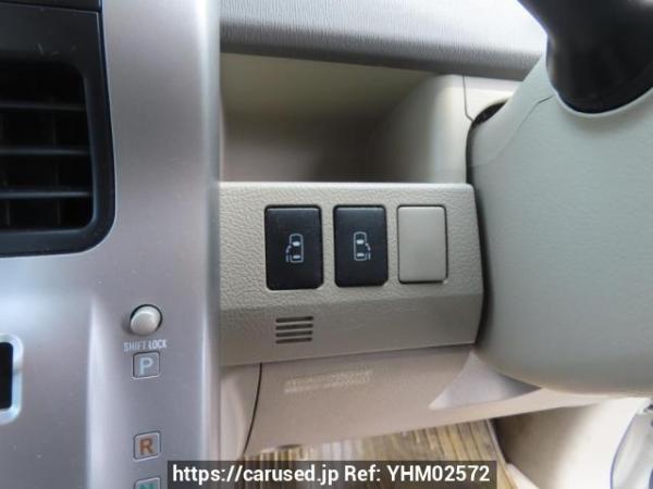 Used 2009 AT toyota noah ZRR70G Image[33]