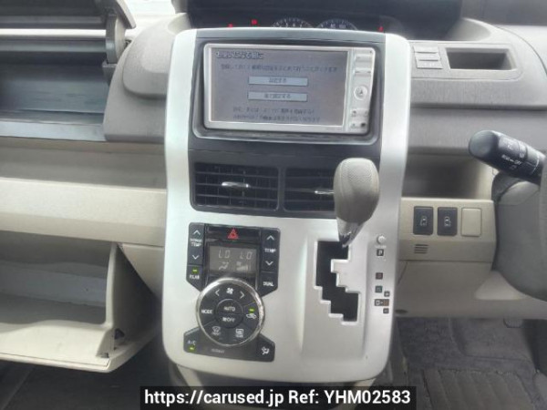 Used 2010 AT toyota noah ZRR70G Image[12]