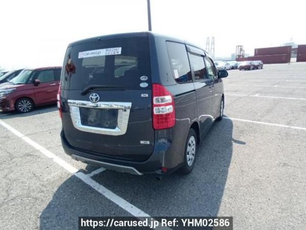 Used 2010 AT toyota noah ZRR70G Image[6]