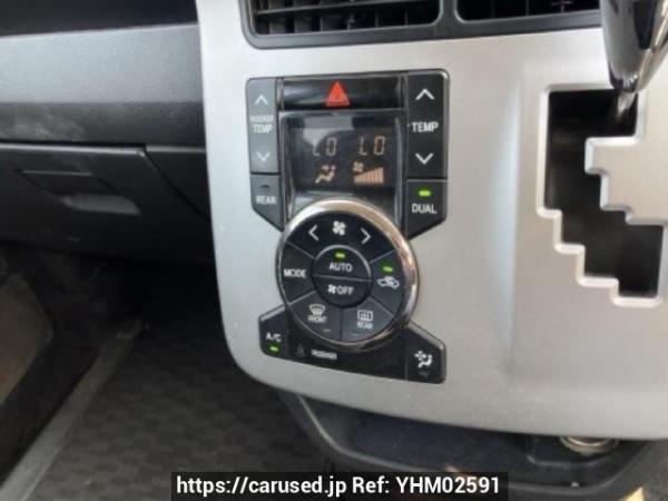 Used 2010 AT toyota voxy ZRR70G Image[21]