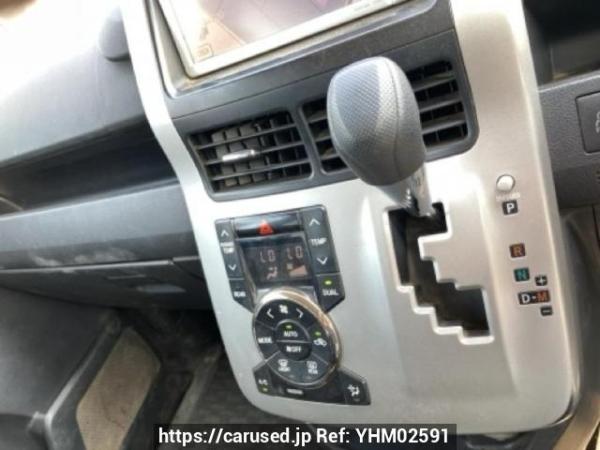 Used 2010 AT toyota voxy ZRR70G Image[22]