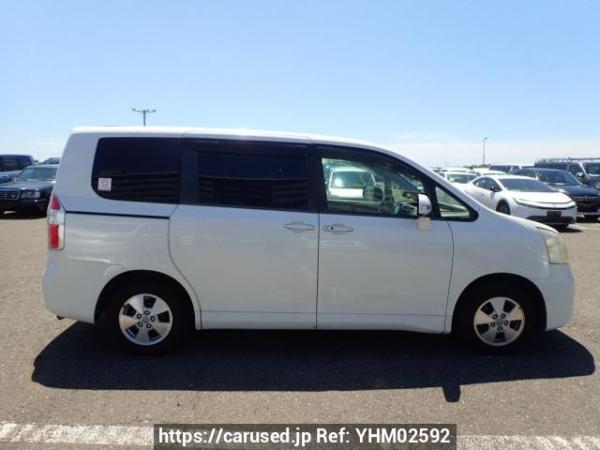 Used 2007 AT toyota noah ZRR70G Image[7]