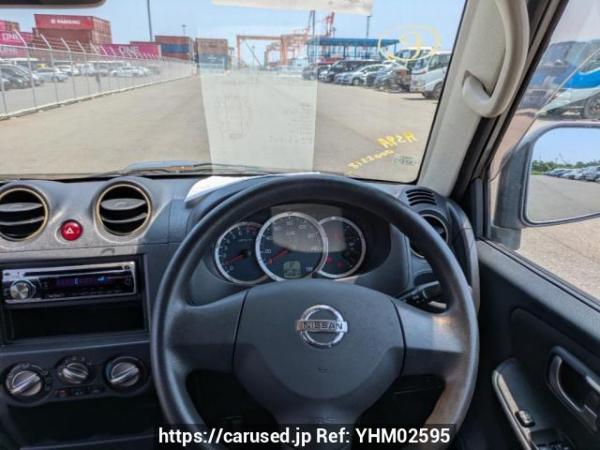 Used 2009 AT nissan kix H59A Image[15]