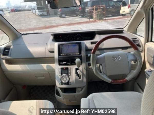 Used 2008 AT toyota noah ZRR70G Image[17]