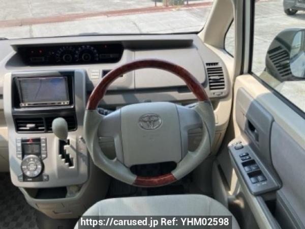 Used 2008 AT toyota noah ZRR70G Image[19]