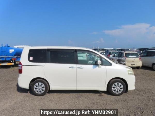 Used 2010 AT toyota noah ZRR70G Image[7]