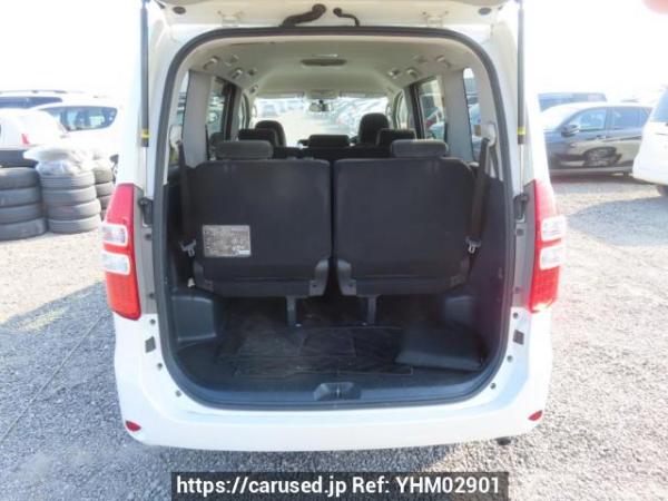 Used 2010 AT toyota noah ZRR70G Image[8]