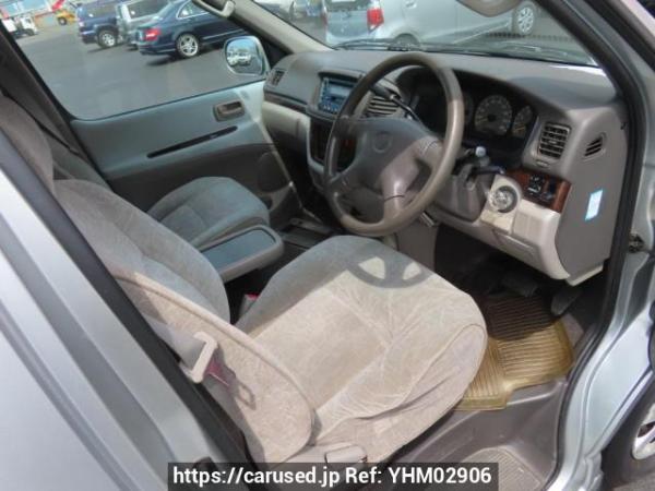 Used 2001 AT toyota regius-wagon RCH41W Image[12]