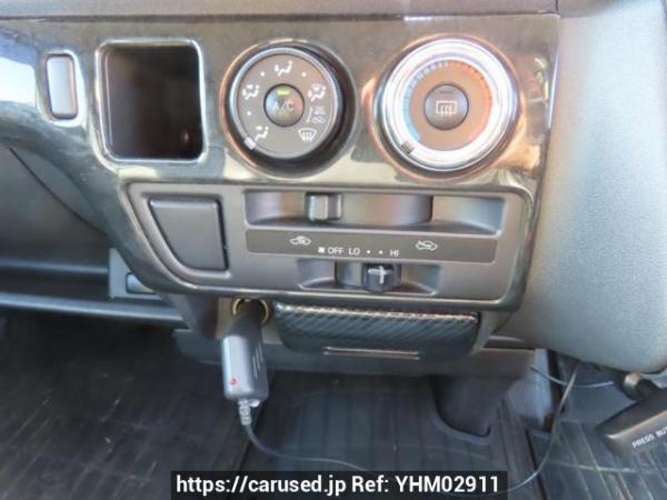 Used 2010 MT toyota hiace-van KDH201V Image[30]