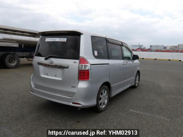 Used 2007 AT toyota noah ZRR70W Image[6]