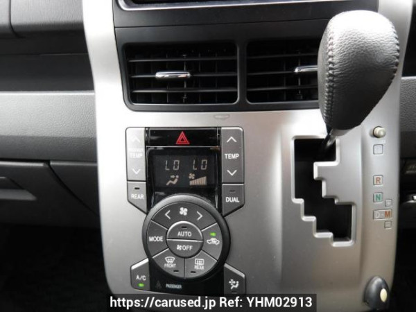Used 2007 AT toyota noah ZRR70W Image[25]
