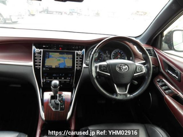 Used 2014 AT toyota harrier ZSU60W Image[19]