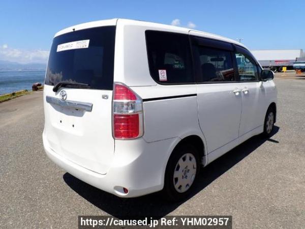 Used 2007 AT toyota noah ZRR70G Image[6]