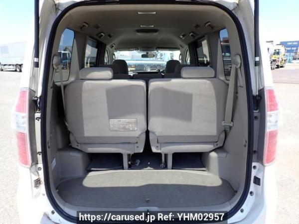 Used 2007 AT toyota noah ZRR70G Image[8]