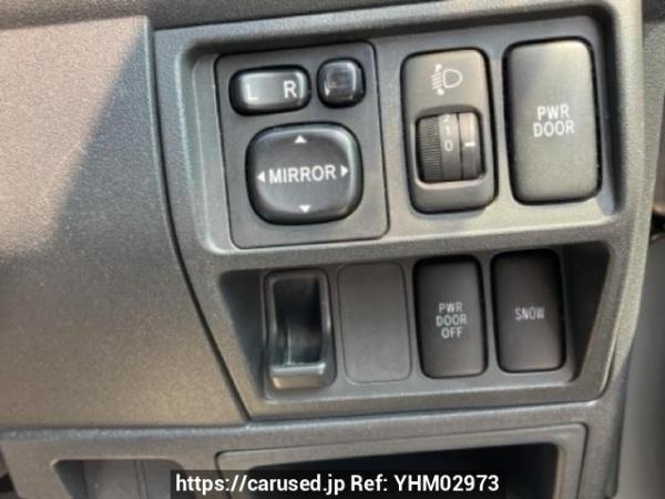 Used 2005 AT toyota sienta NCP81G Image[25]