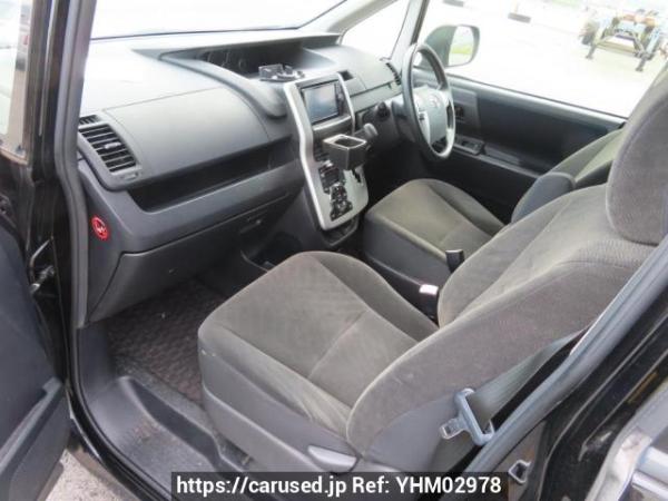 Used 2010 AT toyota noah ZRR70G Image[14]