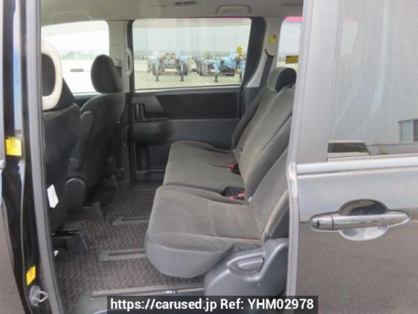 Used 2010 AT toyota noah ZRR70G Image[18]