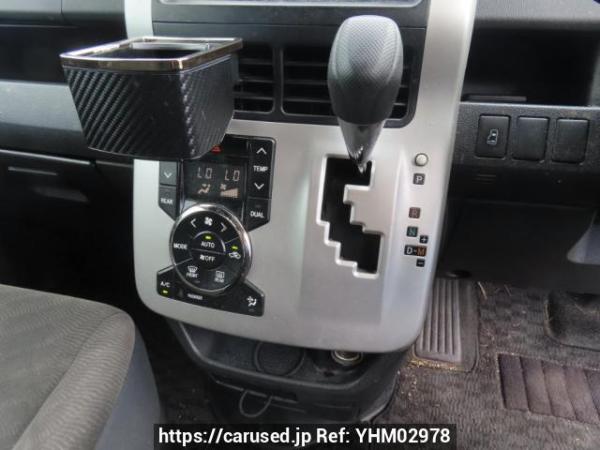 Used 2010 AT toyota noah ZRR70G Image[29]