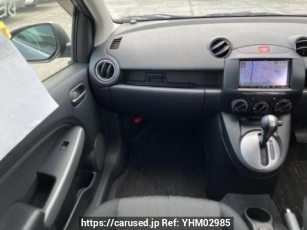 Used 2013 AT mazda demio DE3FS Image[18]