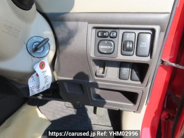 Used 2003 AT toyota sienta NCP81G Image[31]