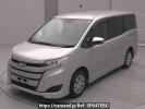 Toyota Noah ZRR80G