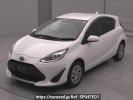 Toyota Aqua NHP10