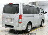 Used 2017 AT toyota regiusace-van KDH206V Image[2]