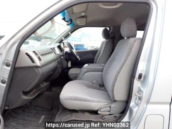 Used 2006 AT toyota regiusace-van KDH205V Image[13]